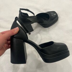 Black chunky heels